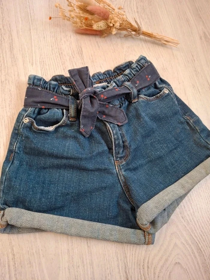 🍒 Short en jean para niña azul paperbag y cinturón fantaisie cereza Vertbaudet - 6 años – photo 2